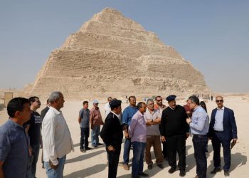 مصر تزيح الستار عن كشف أثري ضخم