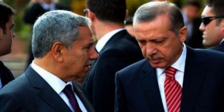 هل سيستقيل بولنت أرينتش بعد هجوم أردوغان عليه؟