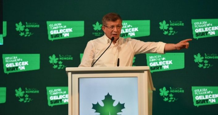 داود أوغلو لأردوغان: كدتَ تعلن الحرب على أوروبا.. ماذا حدث الآن؟