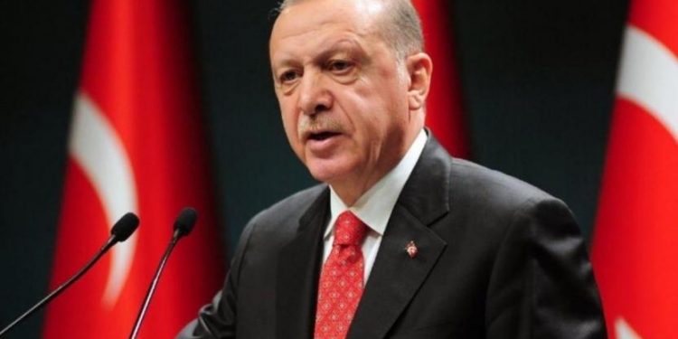 أردوغان يحمل “نظام الوصاية” مسؤولية خسائر زلزال إزمير!
