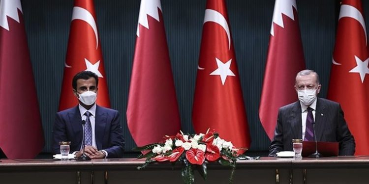 صحفي تركي: واشنطن تقف وراء اتفاقية مشاركة الثروات مع قطر