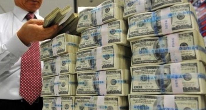 جولدمان ساكس: تركيا أنفقت 101 مليار دولار لمنع انهيار الليرة