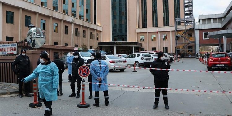 تركيا.. مقتل 8 مرضى في انفجار مستشفى لعلاج كورونا