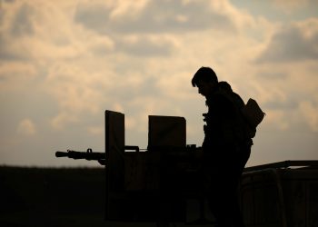 اشتباكات عنيفة بين “قسد” وفصائل مدعومة من تركيا في عين عيسى شمال سوريا