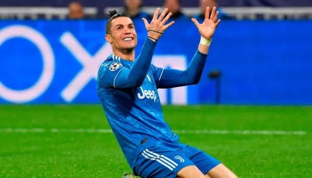 الأكثر شهرة.. كريستيانو رونالدو يقترب من 500 مليون متابع