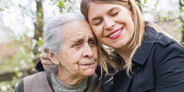 هل هناك علاقة بين مشاكل النوم والإصابة بالزهايمر؟