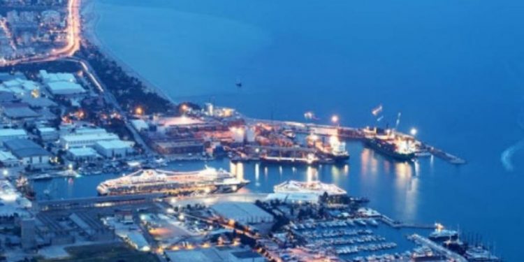 إسناد إدارة ميناء أنطاليا التركي إلى المالك القطري الجديد
