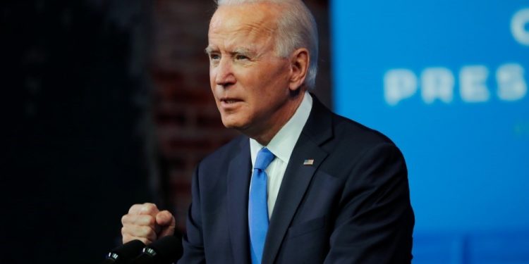 بايدن يختار امرأة لوزارة الداخلية