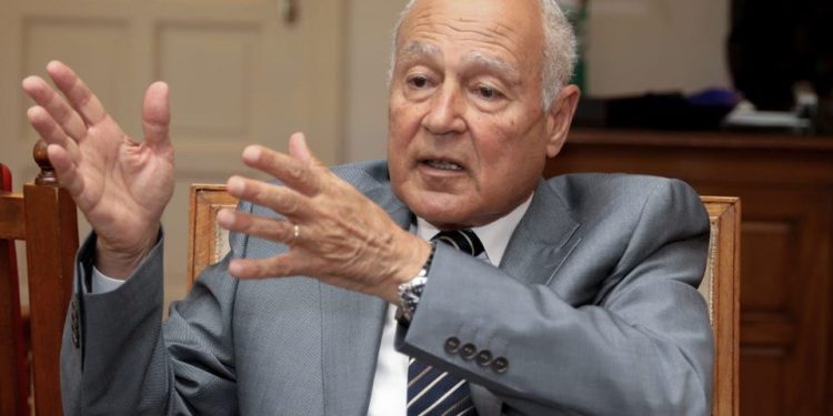 أمين العرب يرحب بكل الجهود المخلصة لرأب الصدع العربي