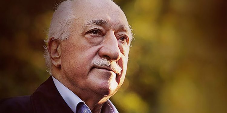 تركيا تُطارد فتح الله جولن.. و«تويتر» تتدخل