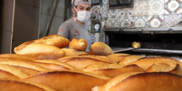 تركيا.. سيدة تحاول الانتحار لعجزها عن توفير الخبز