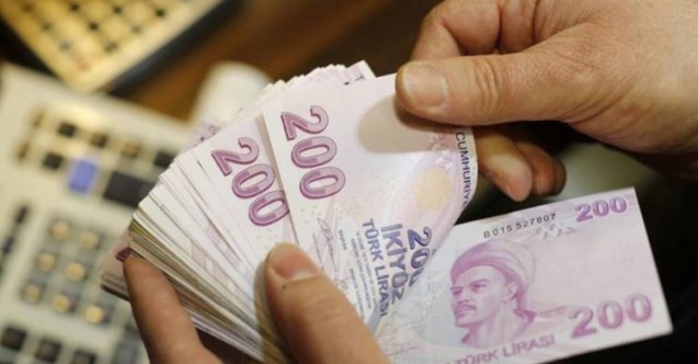 تركيا.. توزيع مكافآت موظفي بلدية على المديرين!