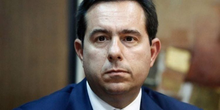 وزير يوناني يتهم تركيا بتجاهل استغاثة مهاجرين في البحر