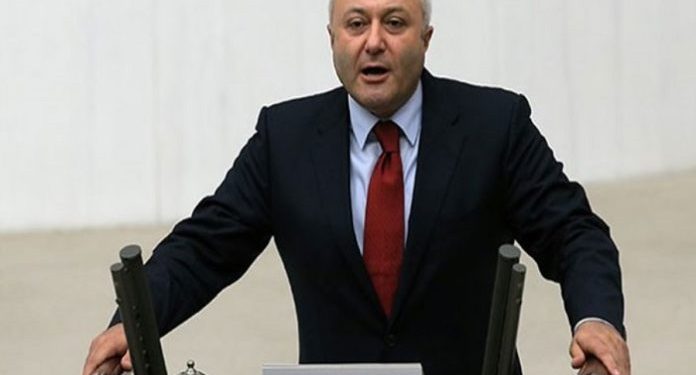 نائب معارض يحكي مأساته مع التفتيش العاري في السجن