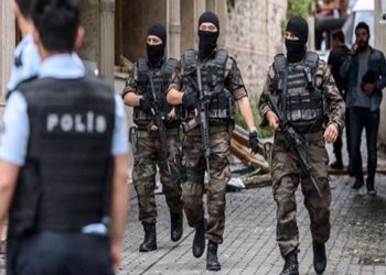 تركيا.. اعتقال 41 شرطيًا مفصولين تعسفيًا