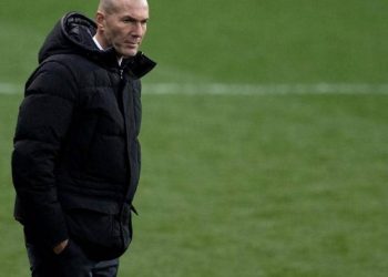زيدان يبدي أسفه على الهزيمة.. والصورة السيئة لريال مدريد