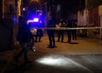 تركيا.. الشرطة ترعب رجلاً وزوجته خلال القبض على طلاب الجامعات