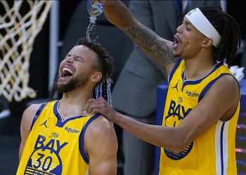 “ستيفن كاري” يحقق أفضل رقم في مسيرته بدوري السلة الأمريكي