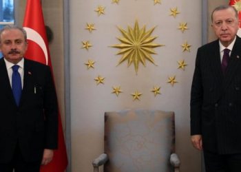 رئيس البرلمان التركي: نعم أردوغان متحيز لحزبه!