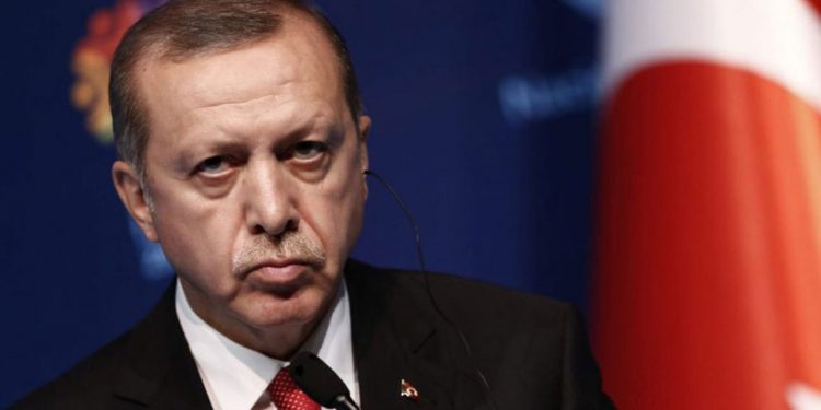 القمع التركي.. استخبارات أردوغان تلاحق المعارضين في أفريقيا