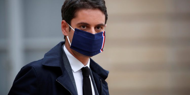 فرنسا: حظر التجول المفروض غير كاف لكبح كورونا وقد نتوجه إلى إجراءات أكثر صرامة