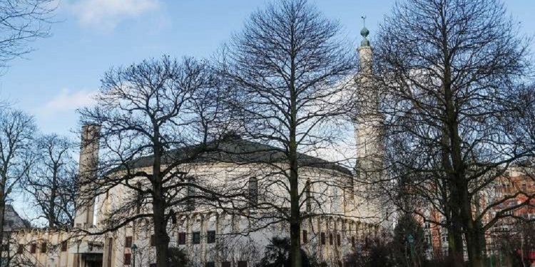 بلجيكا بصدد طرد إمام تركي بتهمة معاداة المثلية