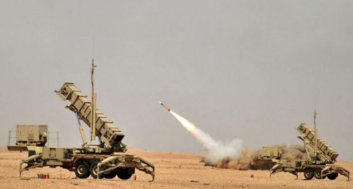 السعودية تعلن تدمير صاروخ “حوثي” في سماء الرياض