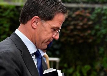 فضيحة مدوية تطيح الحكومة الهولندية