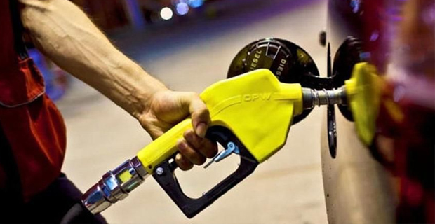 ارتفاع سعر البنزين بعد أقل من 24 ساعة من تخفيضه!