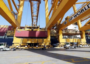“موانئ دبي العالمية” تتقدم على منافستها التركية في الفوز بميناء حيفا