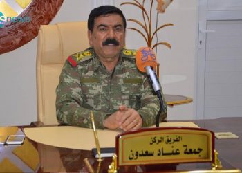 وزير الدفاع العراقي يحذر من حرب أهلية