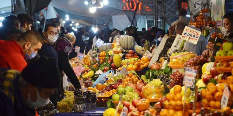 مؤسسة أبحاث: معدل التضخم الحقيقي في تركيا يزيد عن ضعف المعلن