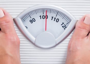 أسباب زيادة الوزن في الشتاء والحلول