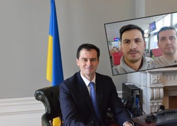 بعد ترحيل تركيين معارضين.. خطاب إدانة للسفارات الأوكرانية