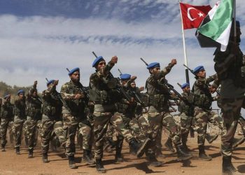 المرتزقة السوريون الموالون لتركيا في ليبيا يحتجون على تأخر رواتبهم