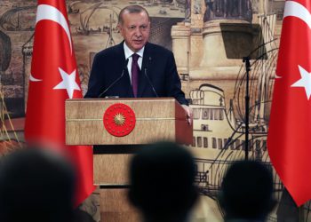 أردوغان يريد استبدال دستور تركيا بآخر جديد!