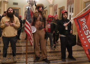 دراسة: أصحاب الأفكار المتطرفة لديهم قدرات عقلية أضعف