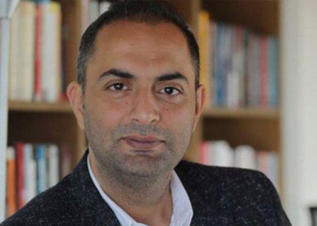 تهديد صحفي كشف فساد عمدة أنقرة السابق عن الحزب الحاكم