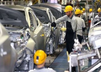 خسائر بقطاع توريد السيارات في تركيا