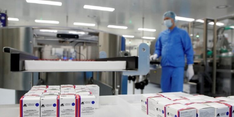 تركيا تبدأ الاختبارات السمية على لقاح “سبوتنيك V” الروسي