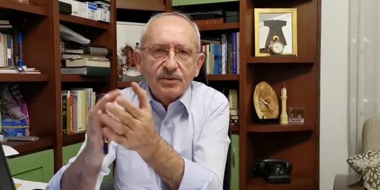 كليجدار أوغلو يطالب بالإفراج عن طلاب البسفور المعتقلين