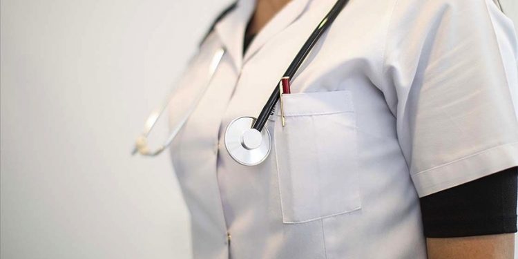 تركيا.. 67% من العاملين بالرعاية الصحية تعرضوا للعنف