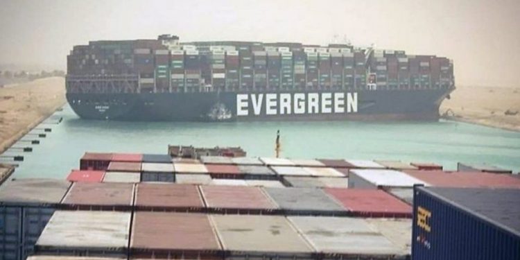 تعطل قناة السويس كابوس يهدد الاقتصاد العالمي