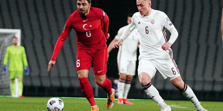 تركيا تتعادل مع ليتوانيا في التصفيات المؤهلة لكأس العالم