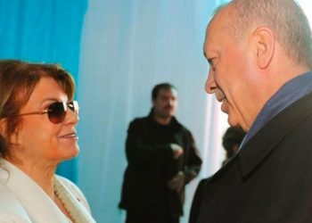 صحفي: أردوغان قد يستعين برئيسة وزراء تركيا السابقة!