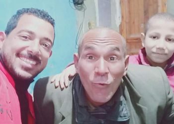 شاب مصري يعيد رب أسرة مختفٍ منذ 3 سنوات إلى ذويه