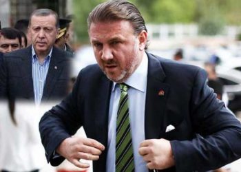 صحفي يكشف زيادة براتب مستشار أردوغان قبل دفاعه عن البنك المركزي