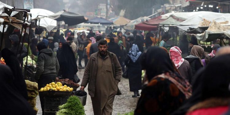 الليرة التركية تفشل في إنعاش الوضع الاقتصادي شمال سوريا