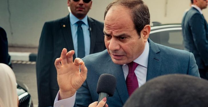 بعد حادث قطاري صعيد مصر.. السيسي يتوعد المتورطين