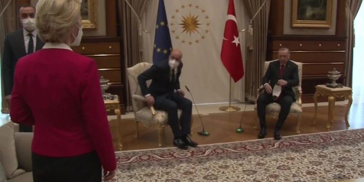 بعد أزمتها مع أردوغان.. شرط مسبق لرئيسة المفوضية الأوروبية للحوار مع تركيا